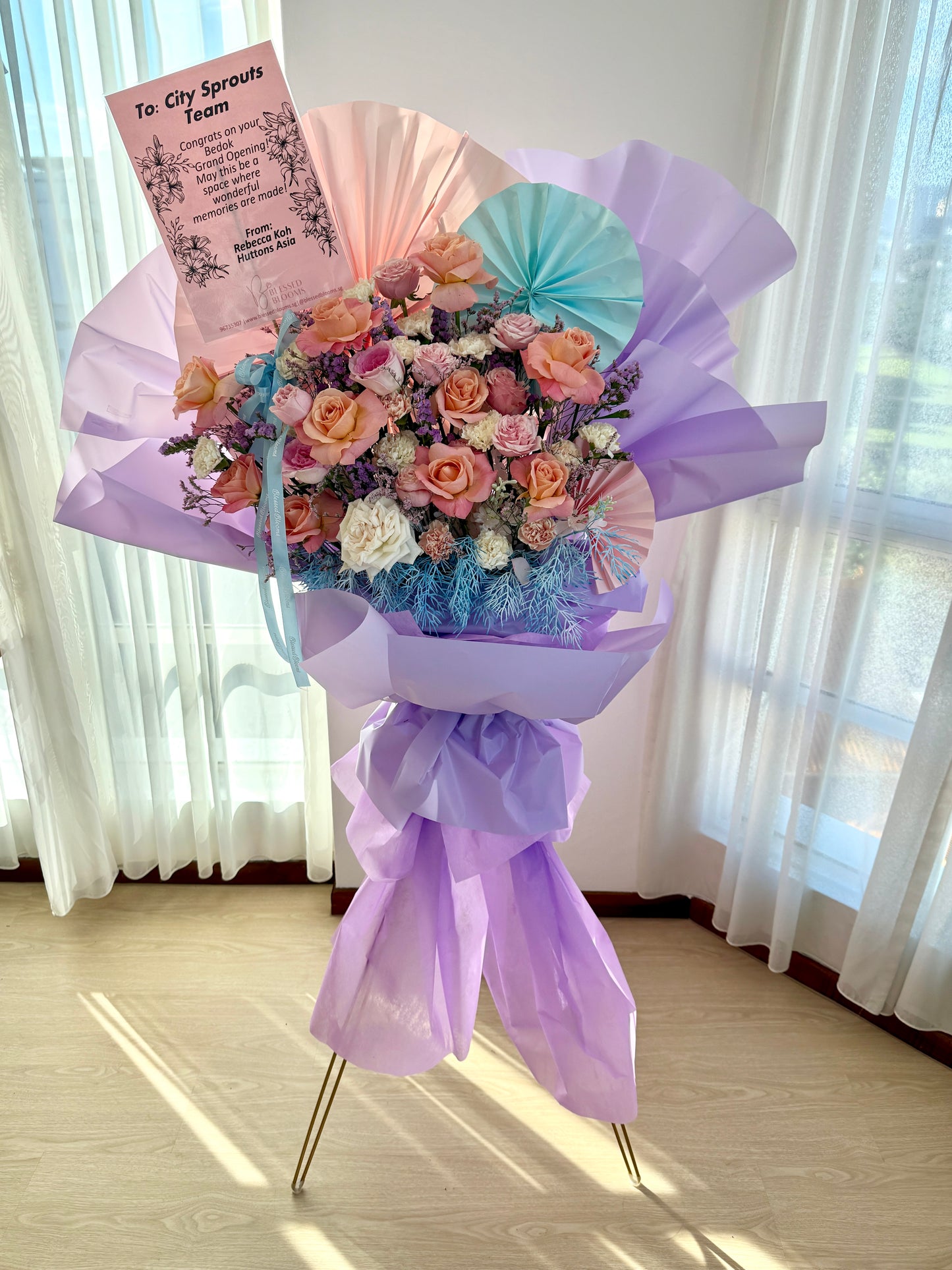 Congratulatory Stand