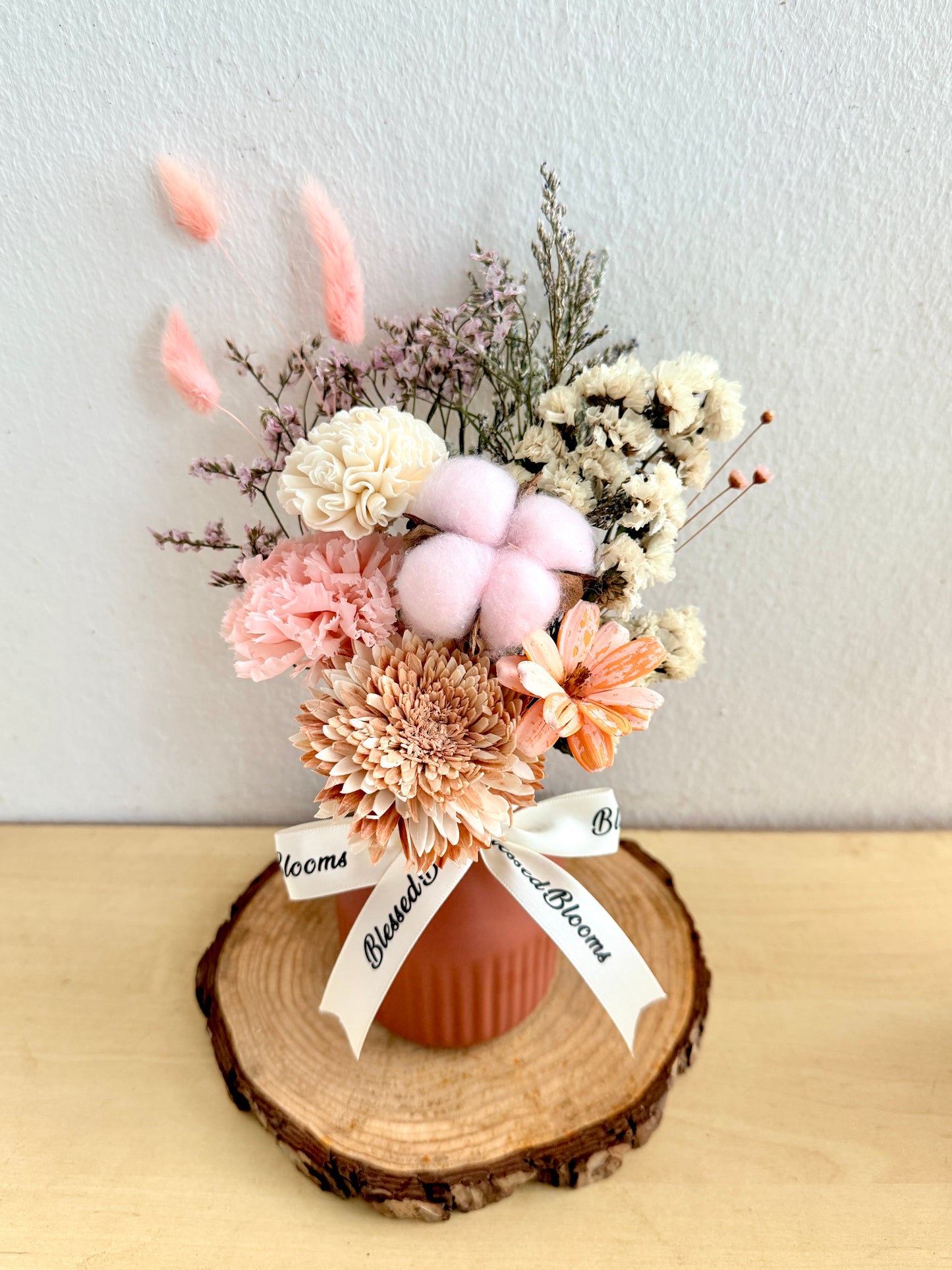 Sola Blooms 🌸