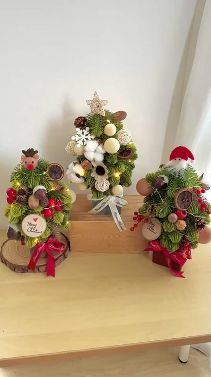 Everlasting Christmas Tree